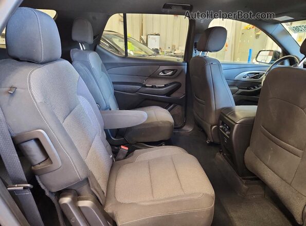 1GNERGKW8NJ188975 2022 CHEVROLET TRAVERSE Black Սալոնի հետևի տեսք