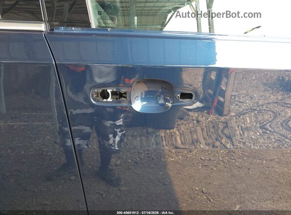 1GNERGKWXPJ294167 2023 CHEVROLET TRAVERSE Blue 