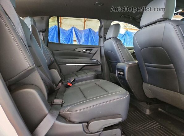 1GNERGRS6SJ158632 2025 CHEVROLET TRAVERSE White უკანა სალონის ხედი