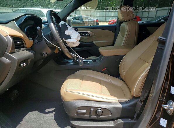 1GNERKKW6NJ145142 2022 CHEVROLET TRAVERSE Burgundy Widok wnętrza z przodu