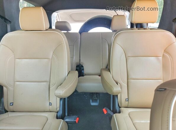 1GNERKKW6NJ145142 2022 CHEVROLET TRAVERSE Burgundy Widok tylnych siedzeń