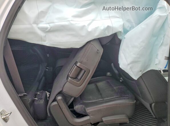 1GNESYKW7RJ133790 2024 CHEVROLET TRAVERSE White Вид задньої частини салону