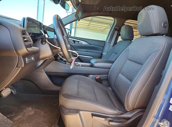1GNEVEKSXRJ186745 2024 CHEVROLET TRAVERSE Blue Вид салону спереду