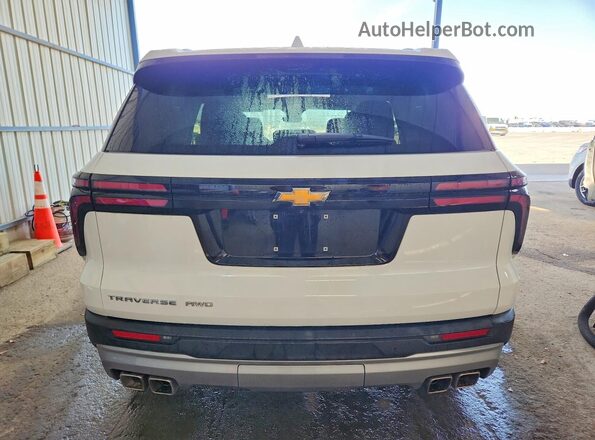 1GNEVGKS3TJ267962 2026 CHEVROLET TRAVERSE White Հետևի տեսք