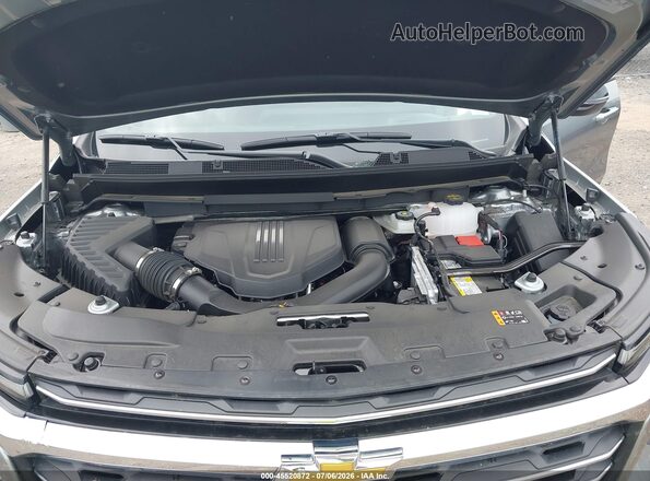 1GNEVGKS4TJ301388 2026 CHEVROLET TRAVERSE Silver Вид ззаду