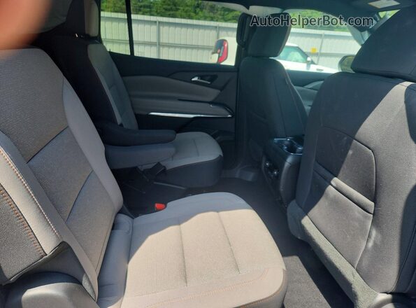 1GNEVGKS8TJ287964 2026 CHEVROLET TRAVERSE White Rear interior view