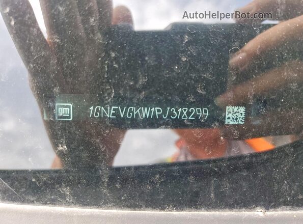 1GNEVGKW1PJ318299 2023 CHEVROLET TRAVERSE Gray Vista de la etiqueta del VIN