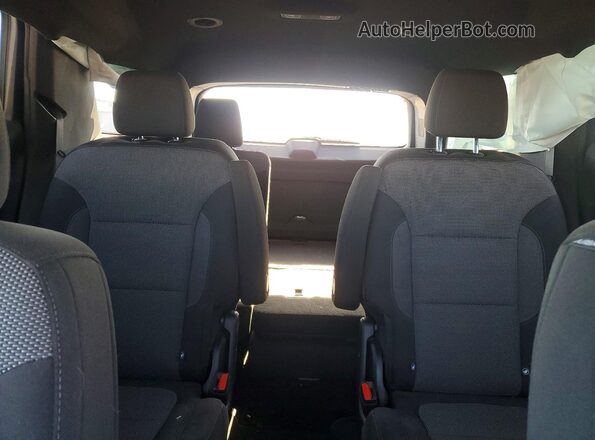 1GNEVGKW5PJ340368 2023 CHEVROLET TRAVERSE Красный Вид задних сидений