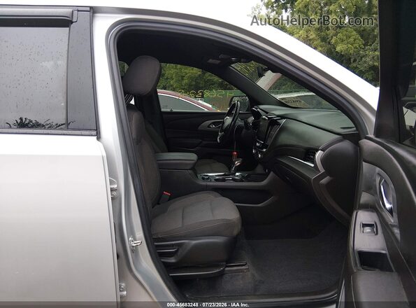 1GNEVGKW7NJ153369 2022 CHEVROLET TRAVERSE Silver Front interior view