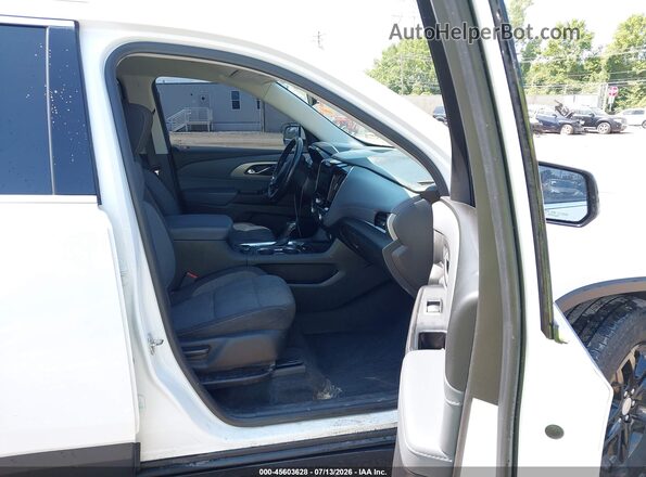 1GNEVGKWXKJ174969 2019 CHEVROLET TRAVERSE White Front interior view