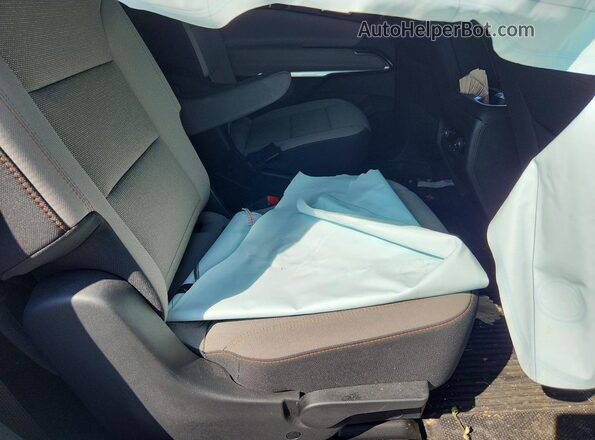 1GNEVGRS4SJ133157 2025 CHEVROLET TRAVERSE Белый Вид задних сидений