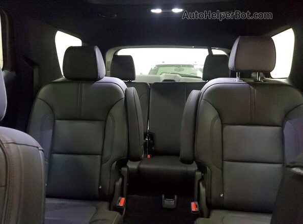 1GNEVJKW7PJ286357 2023 CHEVROLET TRAVERSE Red Հետևի նստատեղերի տեսք