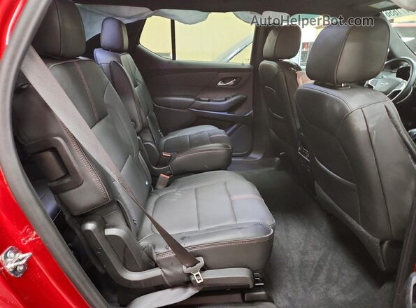 1GNEVJKWXPJ308917 2023 CHEVROLET TRAVERSE Красный Вид задней части салона