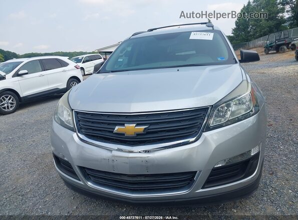 1GNKVFED5HJ206369 2017 CHEVROLET TRAVERSE Silver უკანა სალონის ხედი
