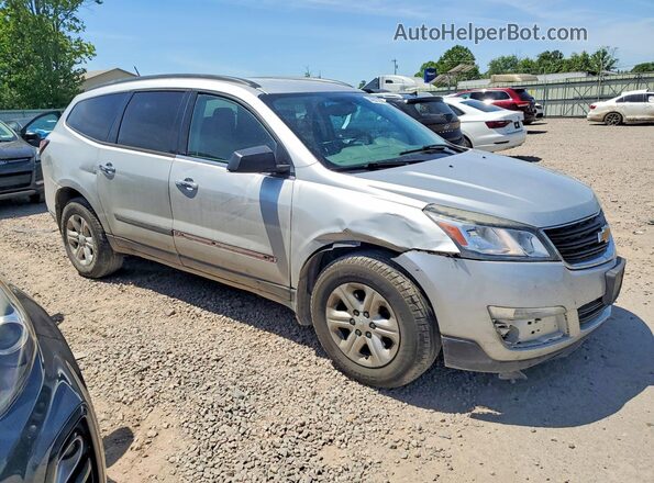 1GNKVFEDXHJ330010 2017 CHEVROLET TRAVERSE Silver Front right
