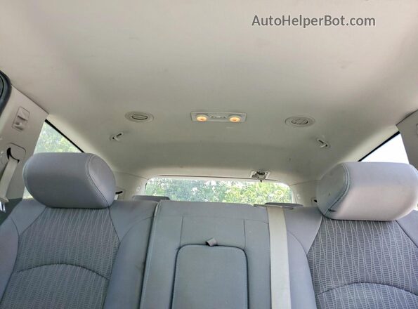 1GNKVFKD3HJ253906 2017 CHEVROLET TRAVERSE Silver Вид задніх сидінь