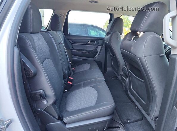 1GNKVGKD4HJ184925 2017 CHEVROLET TRAVERSE White Вид задньої частини салону