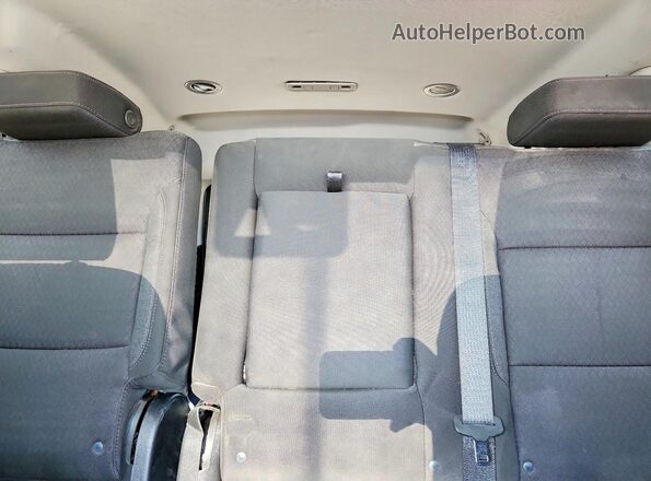 1GNLCDEC7LR185153 2020 CHEVROLET TAHOE White Rear seats view