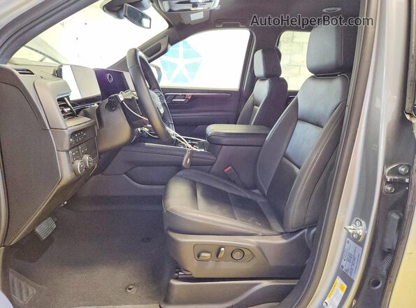 1GNS6DRD3SR349079 2025 CHEVROLET SUBURBAN Gray Vista interior delantera