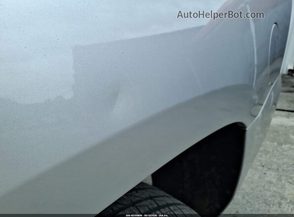 1GNSCAEC6LR203751 2020 CHEVROLET TAHOE Silver Вид спереду