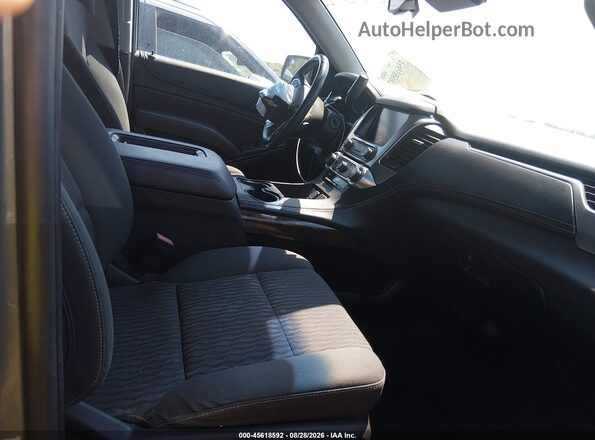 1GNSCAKC1HR322822 2017 CHEVROLET TAHOE Золотой Вид салона спереди