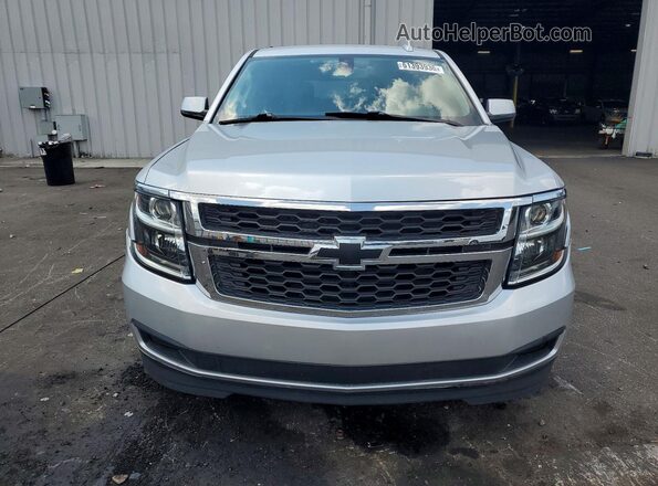 1GNSCAKC6LR185658 2020 CHEVROLET TAHOE Silver Вид спереду