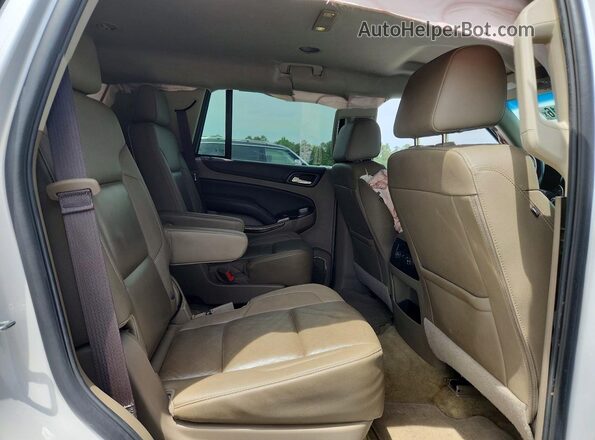 1GNSCBKC0HR153284 2017 CHEVROLET TAHOE White უკანა სალონის ხედი