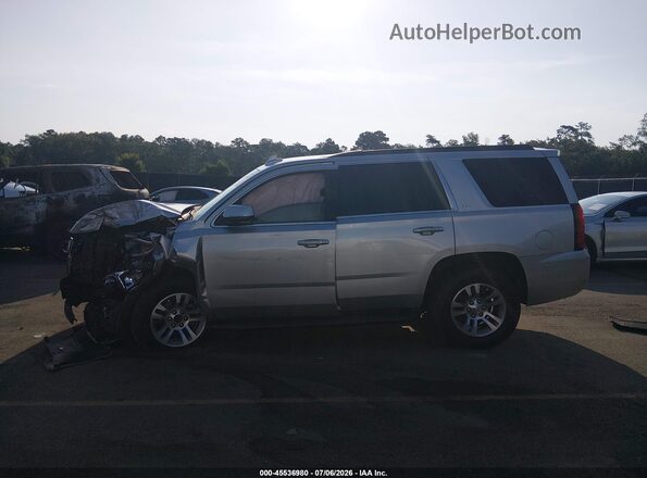 1GNSCBKC0JR255111 2018 CHEVROLET TAHOE Silver Widok wnętrza 360 stopni