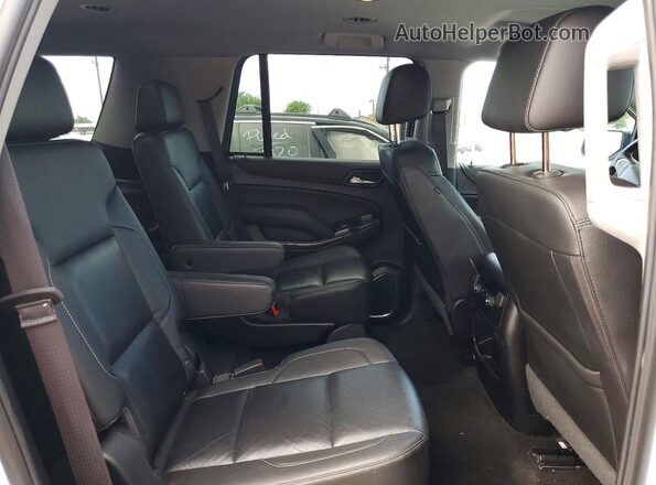 1GNSCBKC2JR365769 2018 CHEVROLET TAHOE White Vista interior trasera