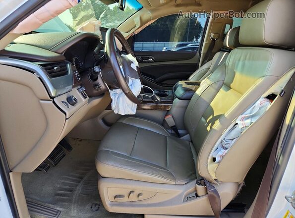 1GNSCBKC4HR308693 2017 CHEVROLET TAHOE White Widok wnętrza z przodu