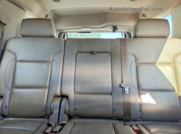 1GNSCBKC6GR232022 2016 CHEVROLET TAHOE White უკანა სავარძლების ხედი