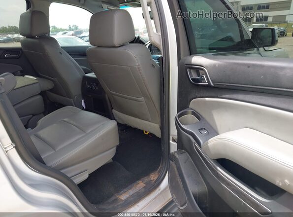 1GNSCBKC6JR350983 2018 CHEVROLET TAHOE Silver VIN կոդի պիտակի տեսք