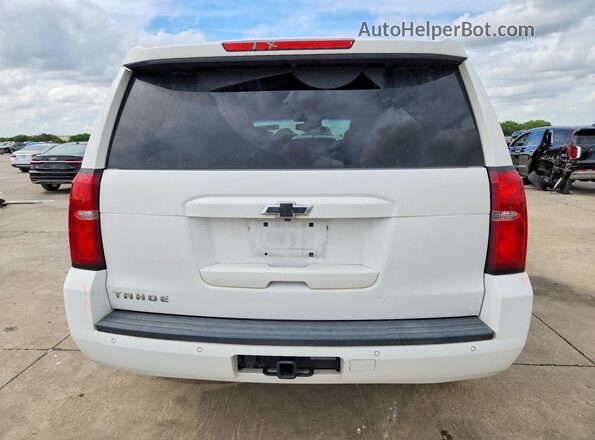 1GNSCBKC8JR335126 2018 CHEVROLET TAHOE White Widok z tyłu