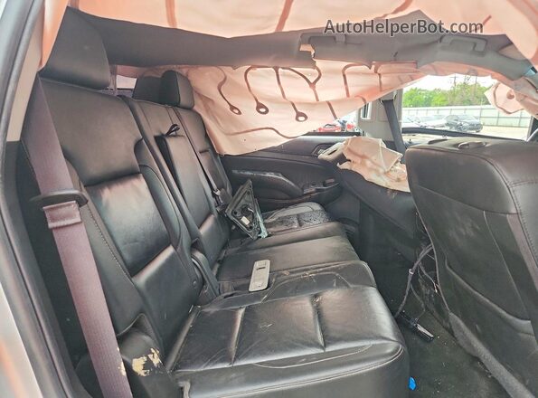 1GNSCBKCXGR460217 2016 CHEVROLET TAHOE Серебряный Вид задней части салона