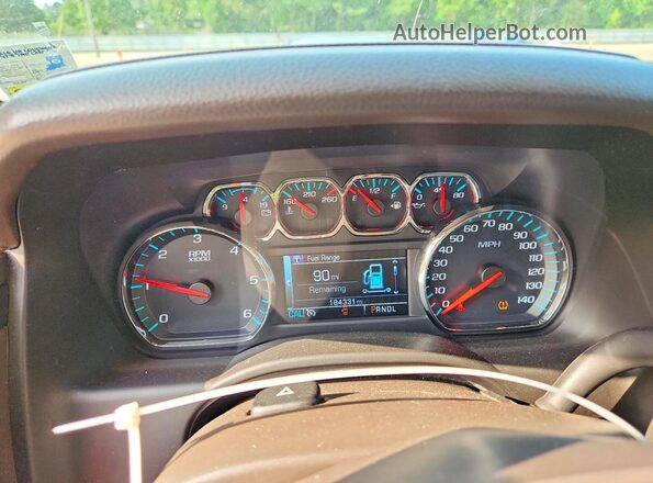 1GNSCGKC7JR301692 2018 CHEVROLET SUBURBAN Maroon Вид щитка приладів