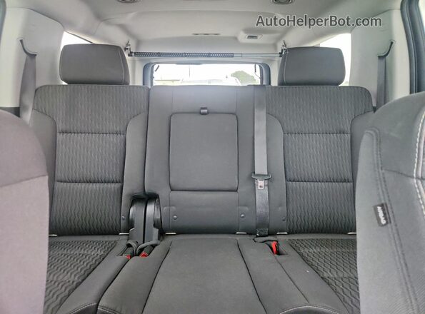 1GNSCGKC9JR187890 2018 CHEVROLET SUBURBAN Gray Rear seats view