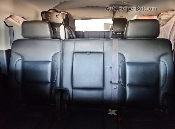 1GNSCHKC3HR224030 2017 CHEVROLET SUBURBAN White Rear seats view
