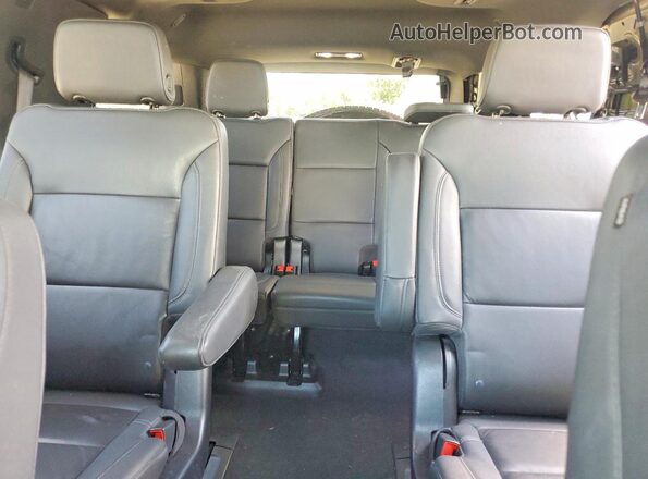 1GNSCNKD4NR261655 2022 CHEVROLET TAHOE Черный Вид задних сидений