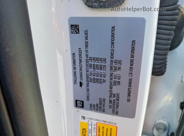 1GNSCRKD7NR155224 2022 CHEVROLET TAHOE White VIN կոդի պիտակի տեսք