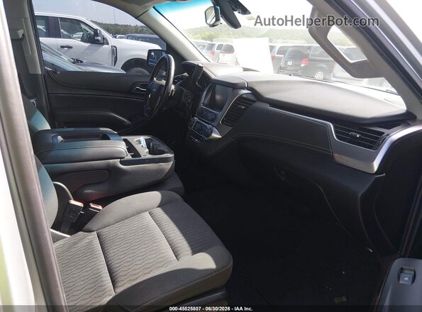 1GNSKAEC7LR119148 2020 CHEVROLET TAHOE Серебряный Вид салона спереди
