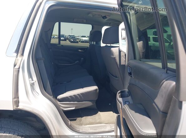 1GNSKAEC8JR287135 2018 CHEVROLET TAHOE Silver VIN կոդի պիտակի տեսք