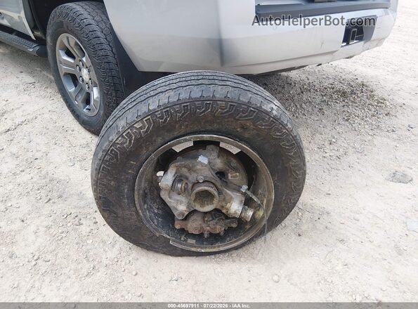 1GNSKBKC1JR149138 2018 CHEVROLET TAHOE Silver ხელსაწყოთა პანელის ხედი