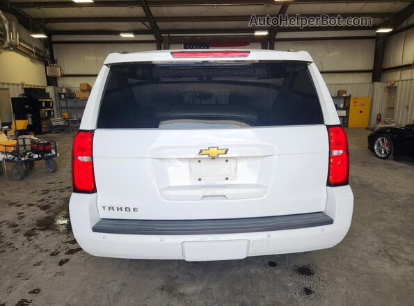 1GNSKBKC1LR289726 2020 CHEVROLET TAHOE White Вид ззаду