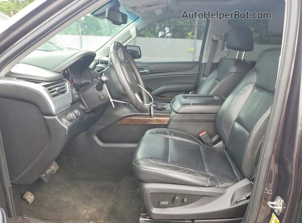 1GNSKBKC2JR136902 2018 CHEVROLET TAHOE Серый Вид салона спереди