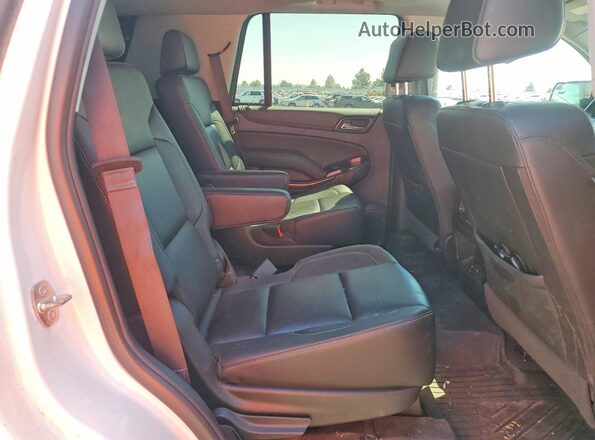 1GNSKBKC2KR240100 2019 CHEVROLET TAHOE Белый Вид задней части салона
