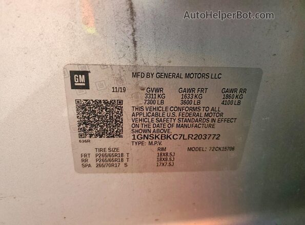 1GNSKBKC7LR203772 2020 CHEVROLET TAHOE Silver Widok wnętrza 360 stopni