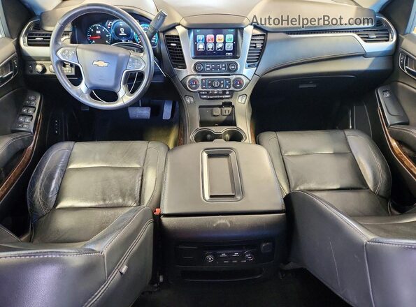 1GNSKBKC8HR347810 2017 CHEVROLET TAHOE White Vista del salpicadero