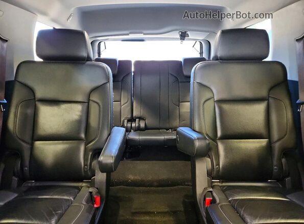 1GNSKBKC8HR347810 2017 CHEVROLET TAHOE White Vista de los asientos traseros