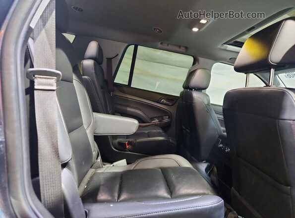 1GNSKBKC8KR222474 2019 CHEVROLET TAHOE Серый Вид задней части салона
