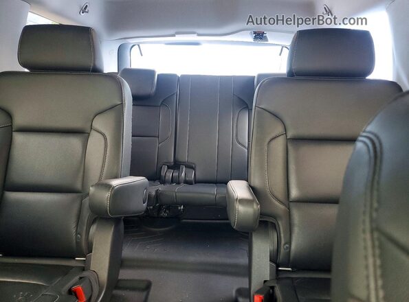 1GNSKBKC9JR326261 2018 CHEVROLET TAHOE Silver Rear seats view